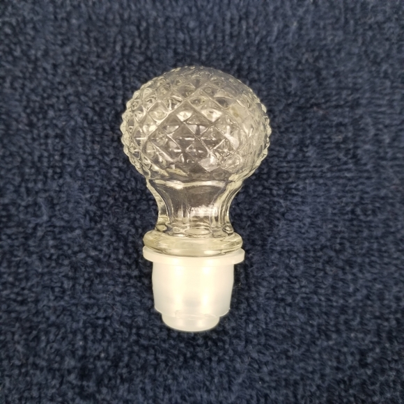 Vintage Avon Perfume Decanter - Picture 4 of 8